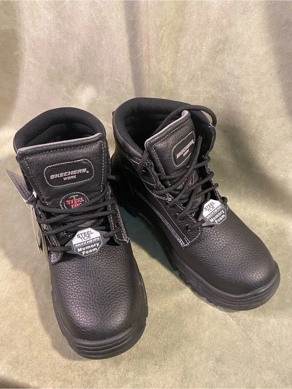 Skechers Work Men's Black Lace-Up Steel Toe Boots Sz 8.5 new